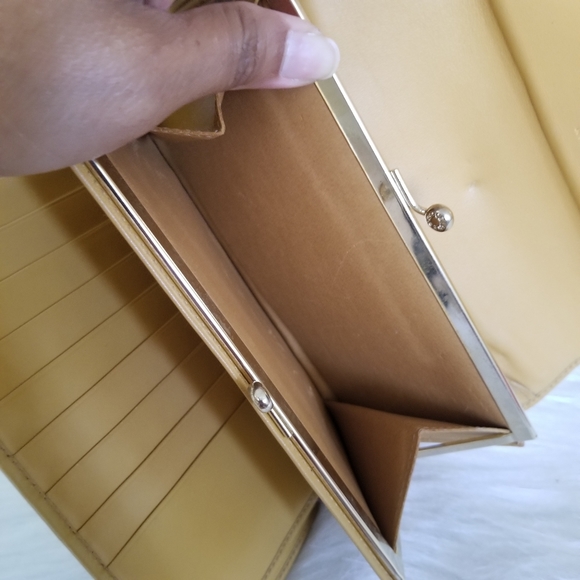 Authentic Celine long wallet bifold - Picture 6 of 11